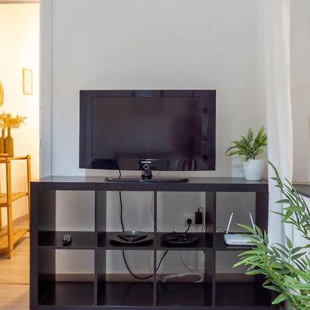 Apartamento Souvenirs Малага Экстерьер фото