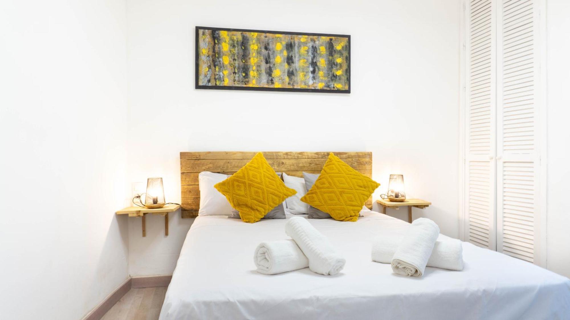 Apartamento Souvenirs Малага Экстерьер фото